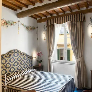 Relais Dell'orologio Hotell